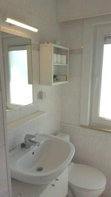 Spacieux Duplex Pres De La Mer 4 Chambres 2 Sdb Le Coq Extérieur photo