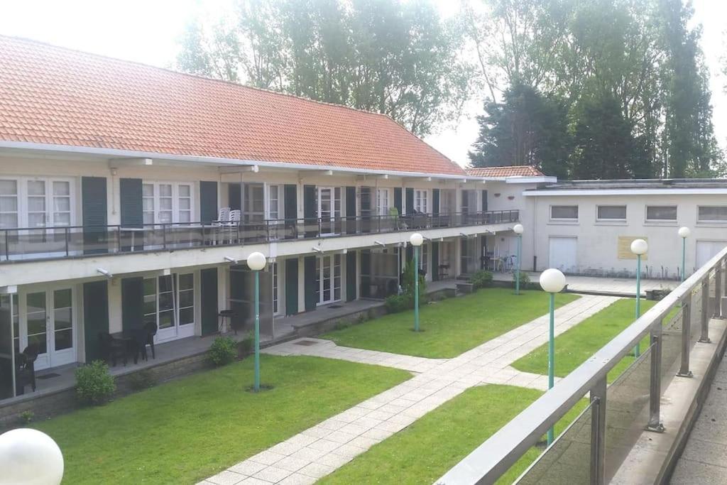 Spacieux Duplex Pres De La Mer 4 Chambres 2 Sdb Le Coq Extérieur photo